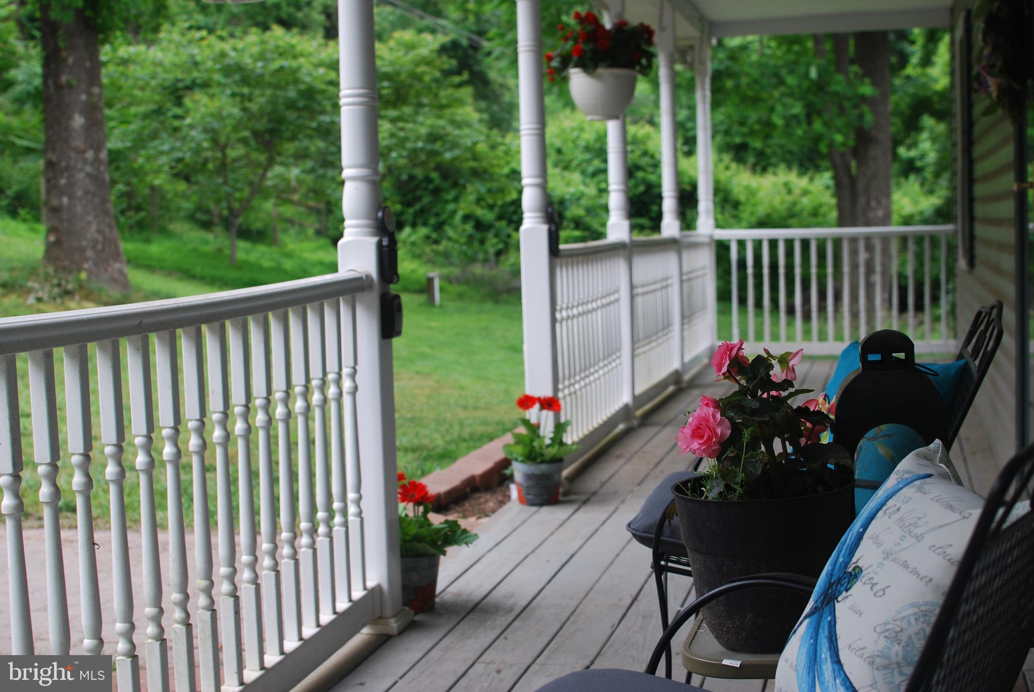 140 Arrowood Road Linden, VA 22642 - Photo 4 of 49 a view of a balcony with furniture