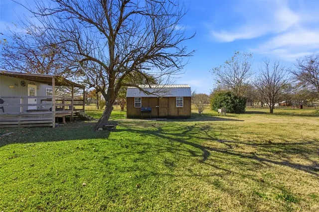$300,000 | 1409 South Drive, Venus, TX 76084