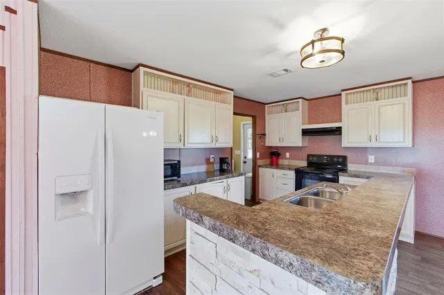 $300,000 | 1409 South Drive, Venus, TX 76084