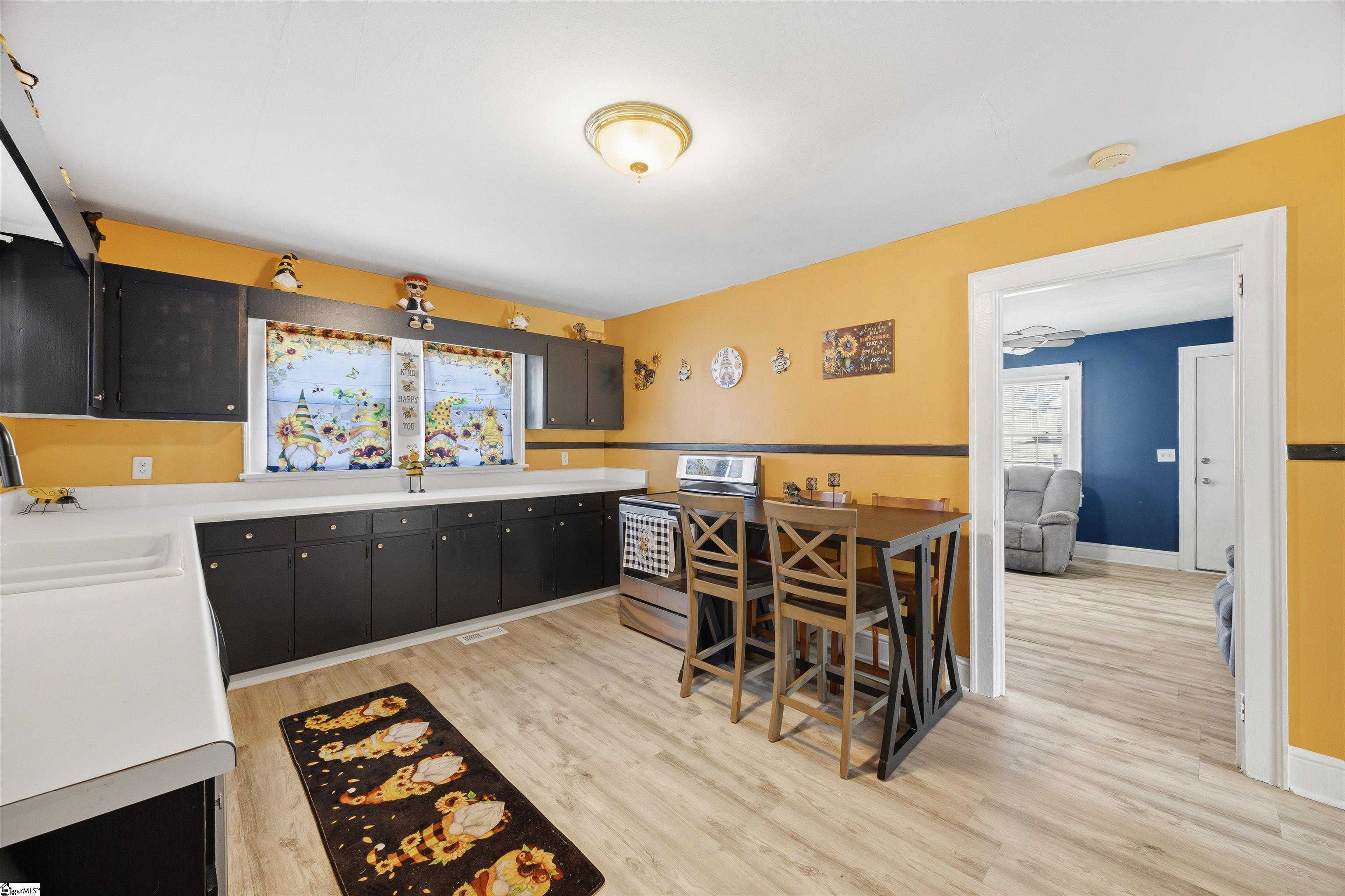 600 South Main Street Greer, SC 29650 - Photo 16 of 25