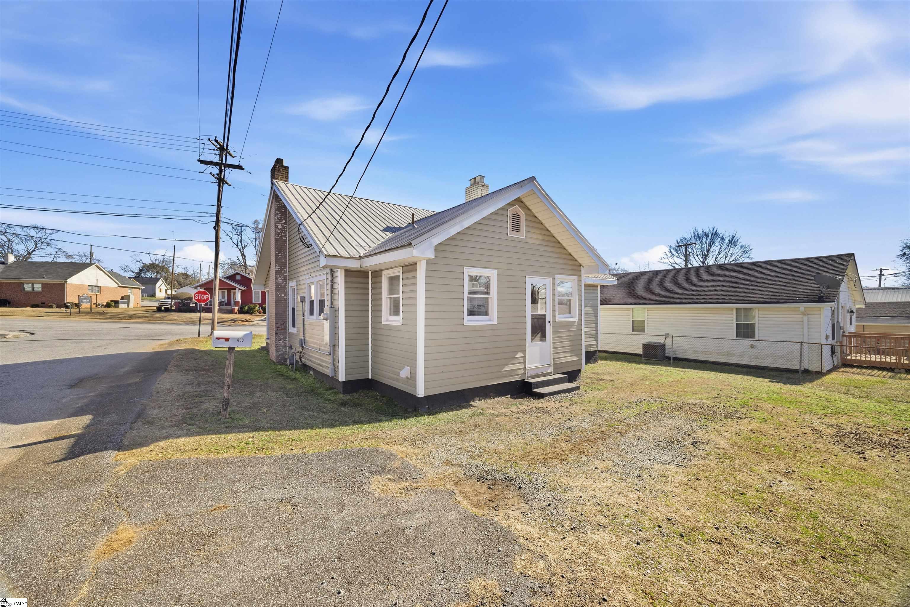 600 South Main Street Greer, SC 29650 - Photo 9 of 25