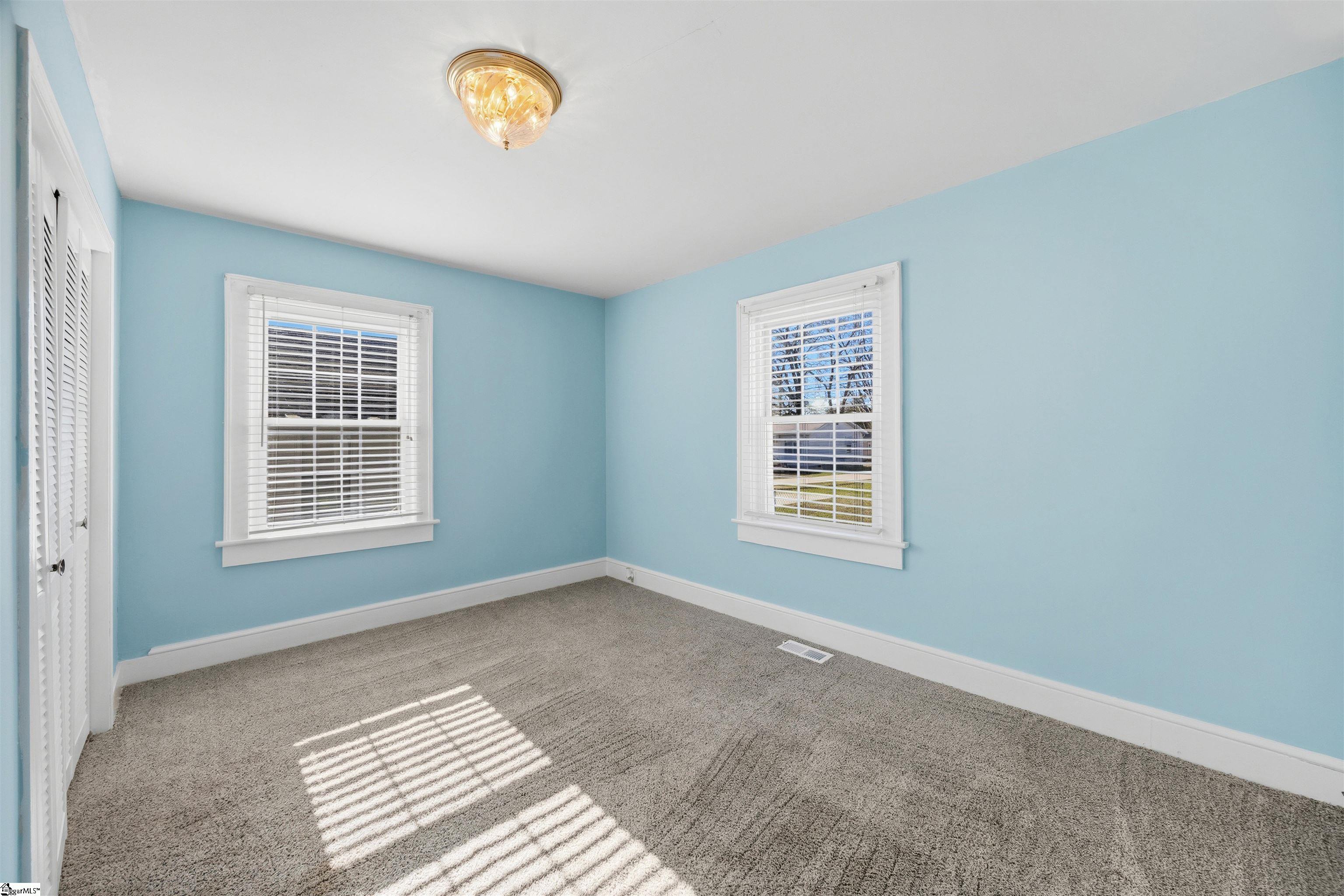 600 South Main Street Greer, SC 29650 - Photo 10 of 25