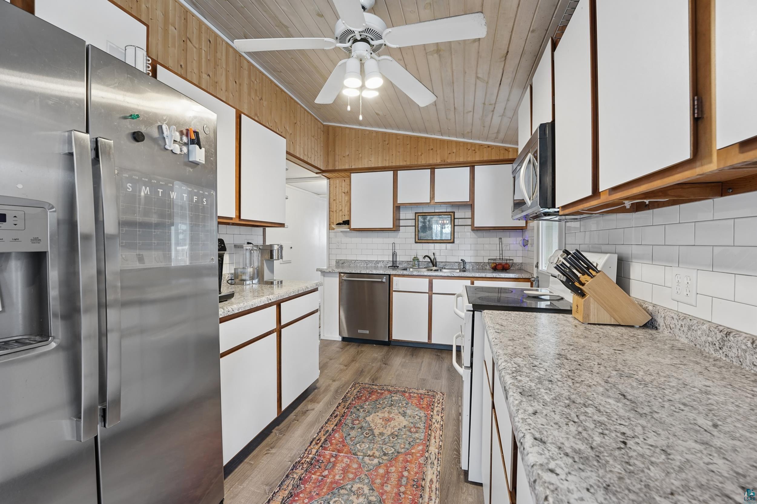 5702 Jean Duluth Road Duluth, MN 55803 - Photo 11 of 28 Gallery Image 11