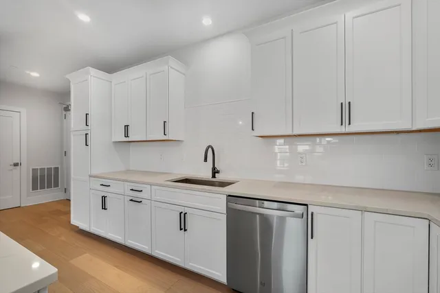 $2,800 | 62 Foundry Street, Unit 406, Wakefield, MA 01880