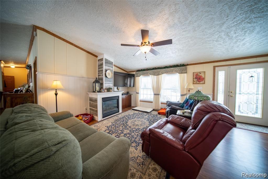 5457 Kilgore Road Avoca, MI 48006 - Photo 6 of 45