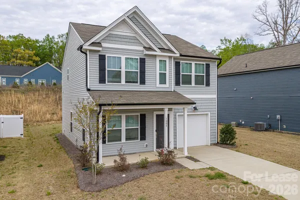 $2,295 | 1004 Davis Hls Drive, Dallas, NC 28034