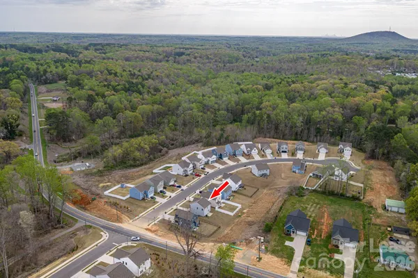 $2,295 | 1004 Davis Hls Drive, Dallas, NC 28034