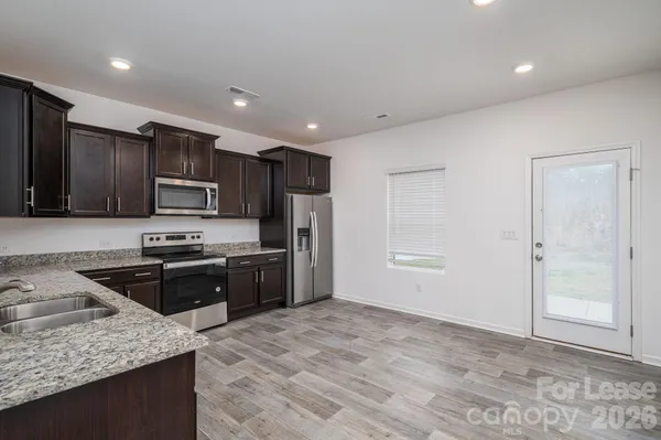 $2,295 | 1004 Davis Hls Drive, Dallas, NC 28034
