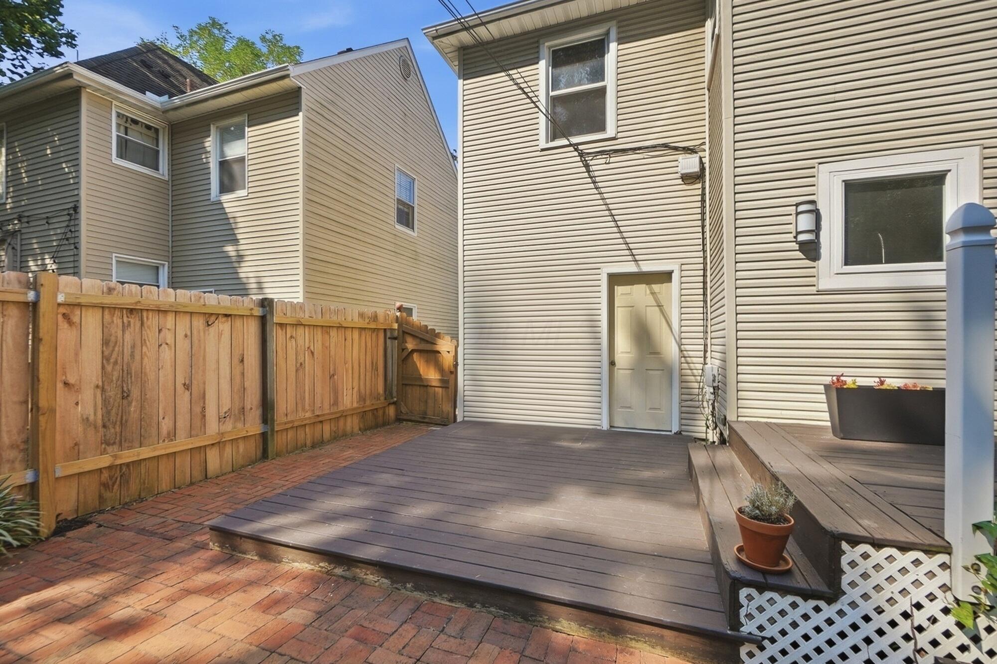 1404 Meadow Road Columbus, OH 43212 - Photo 43 of 55 249