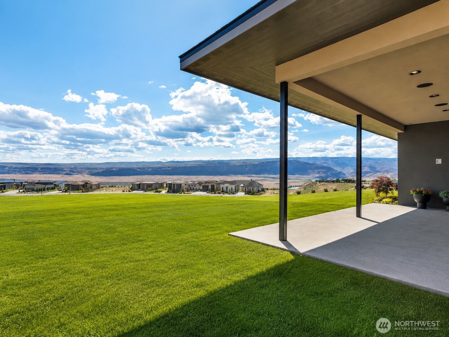 9604 Ridgeview Drive Northwest Quincy, WA 98848 - Photo 3 of 30