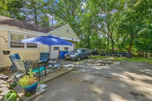 $599,999 | 341 West End Avenue, North Plainfield, NJ 07063