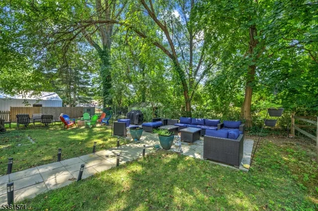 $599,999 | 341 West End Avenue, North Plainfield, NJ 07063