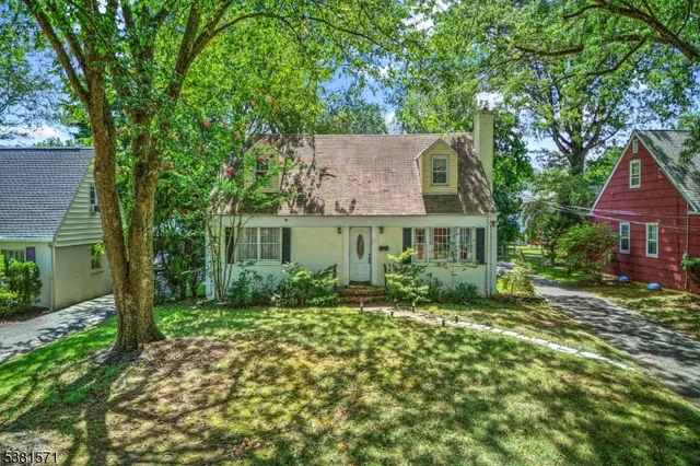 $599,999 | 341 West End Avenue, North Plainfield, NJ 07063