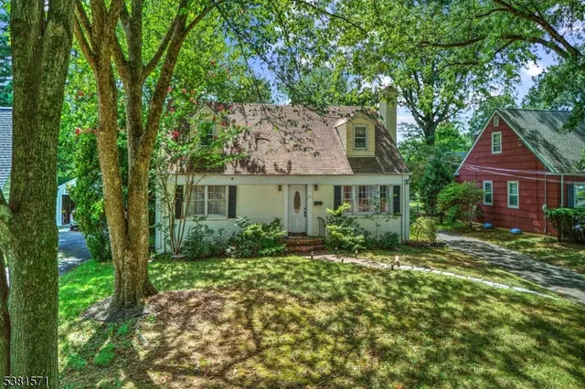 $599,999 | 341 West End Avenue, North Plainfield, NJ 07063