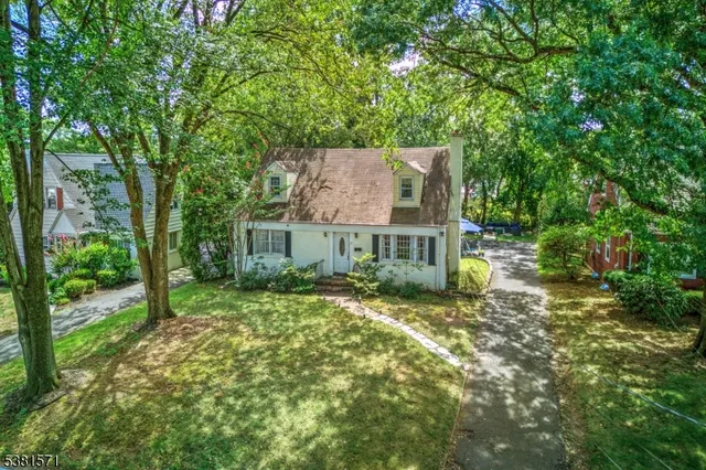 $599,999 | 341 West End Avenue, North Plainfield, NJ 07063