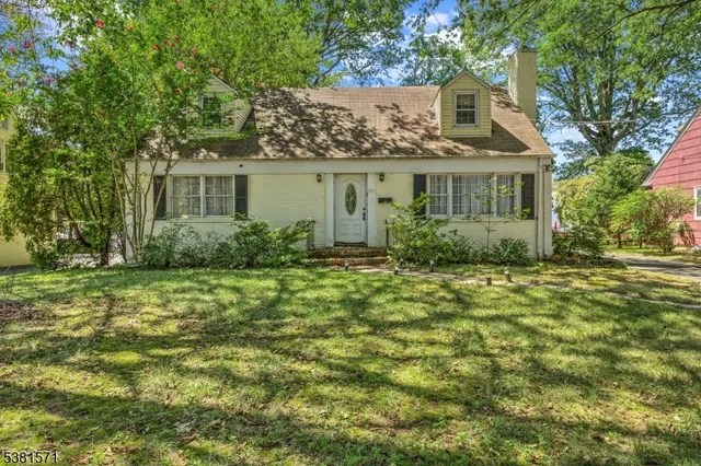 $599,999 | 341 West End Avenue, North Plainfield, NJ 07063
