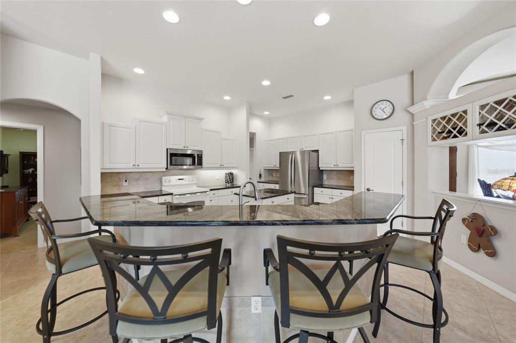 176 Medalist Road Rotonda West, FL 33947 - Photo 8 of 28 Gallery Image 8