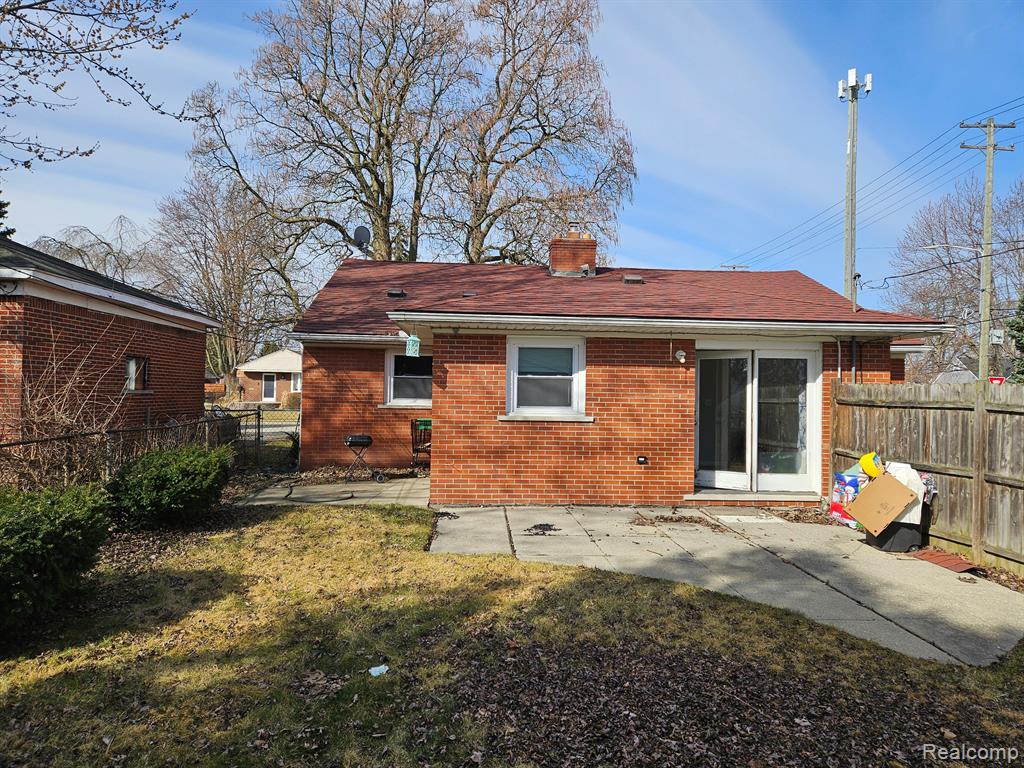 22858 Rausch Avenue Eastpointe, MI 48021 - Photo 11 of 36