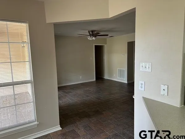 $1,600 | 5603 Calais Drive, Tyler, TX 75704