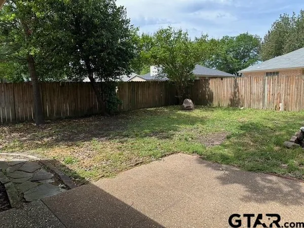 $1,600 | 5603 Calais Drive, Tyler, TX 75704