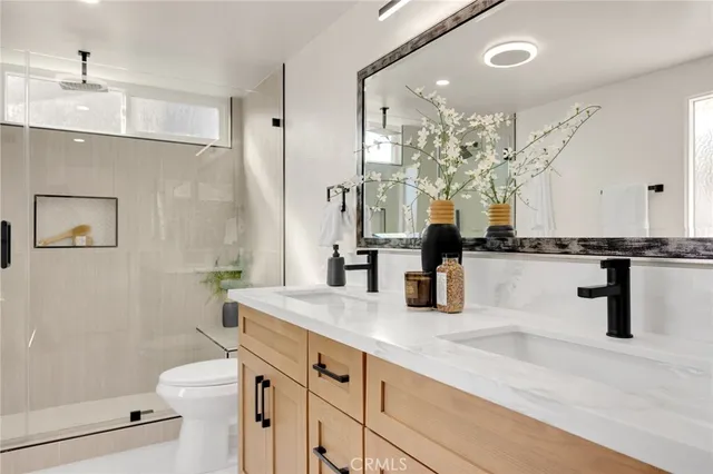 $1,589,900 | 4041 Bycroft Circle, Yorba Linda, CA 92886