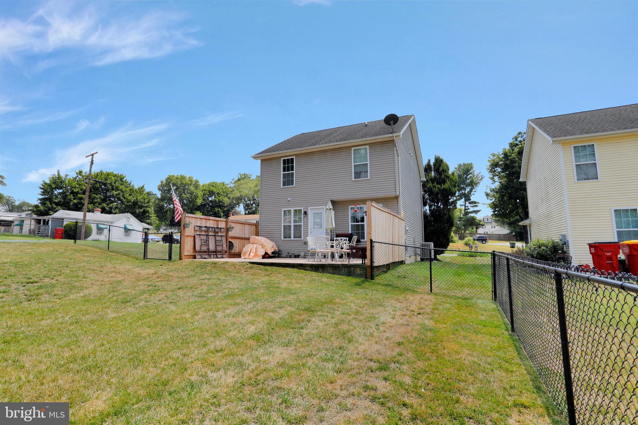 742 Interval Road Hagerstown, MD 21740 - Photo 10 of 35 Large back yard, bring the dogs!