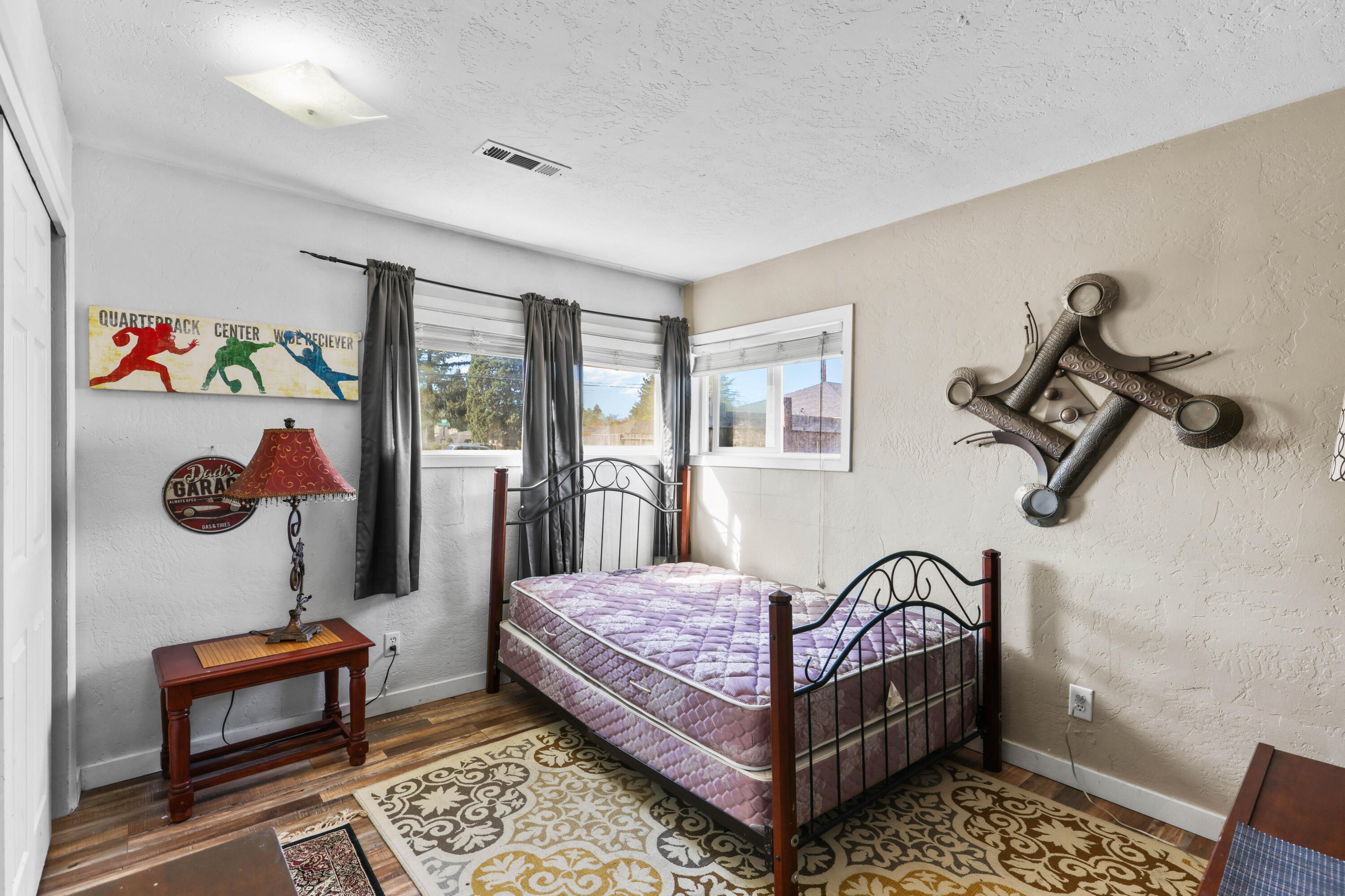 2987 Delta Waters Road Medford, OR 97504 - Photo 5 of 27 EP1A0010