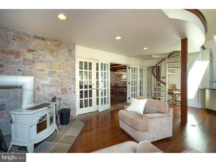 71 Cardinal Road Wyomissing, PA 19610 - Photo 8 of 24 Gallery Image 8