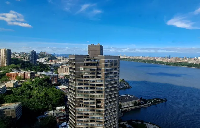 $389,000 | 7000 Boulevard East, Unit 35G, Guttenberg, NJ 07093