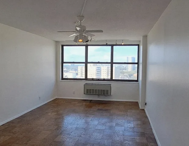 $389,000 | 7000 Boulevard East, Unit 35G, Guttenberg, NJ 07093