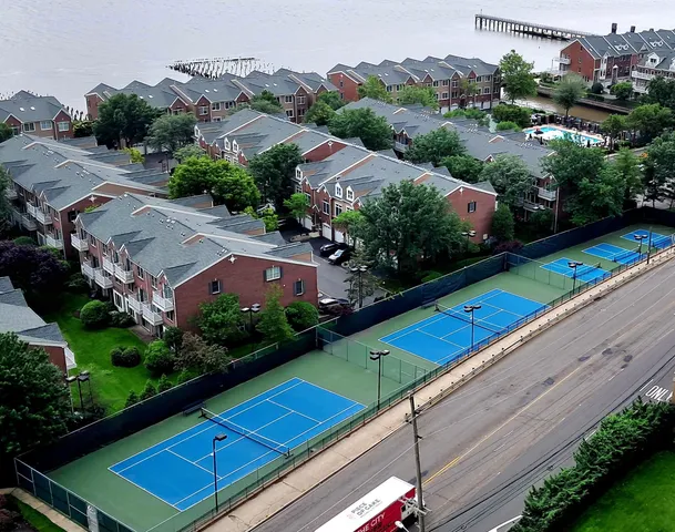 $389,000 | 7000 Boulevard East, Unit 35G, Guttenberg, NJ 07093