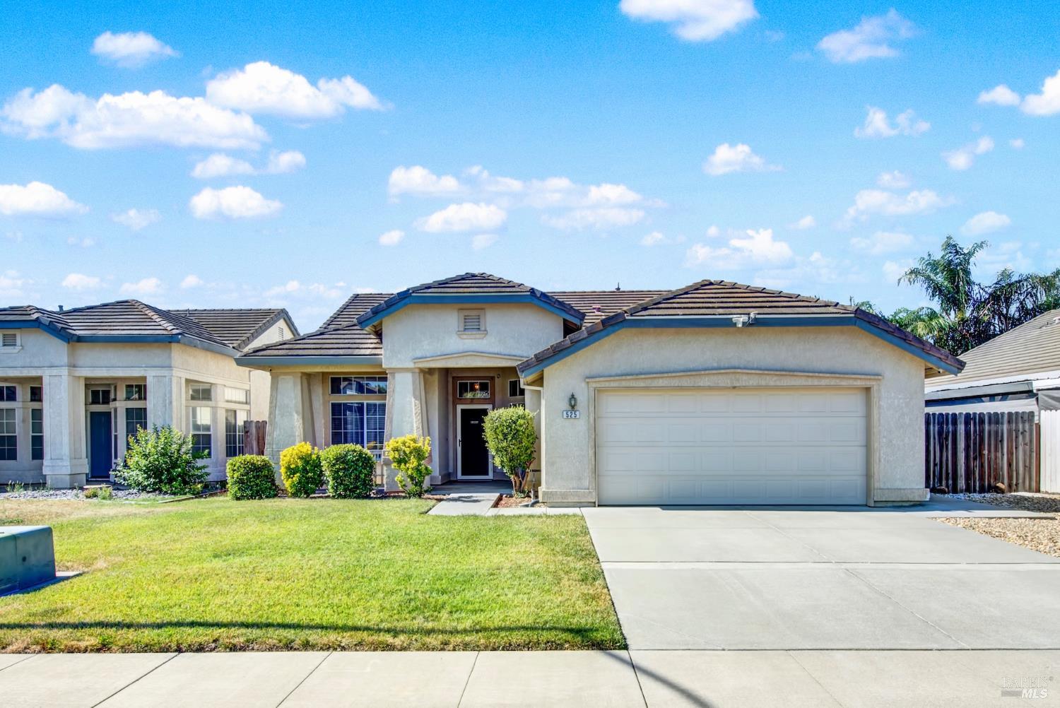 525 Schooner Ridge Drive Dixon, CA 95620 - Photo 2 of 48