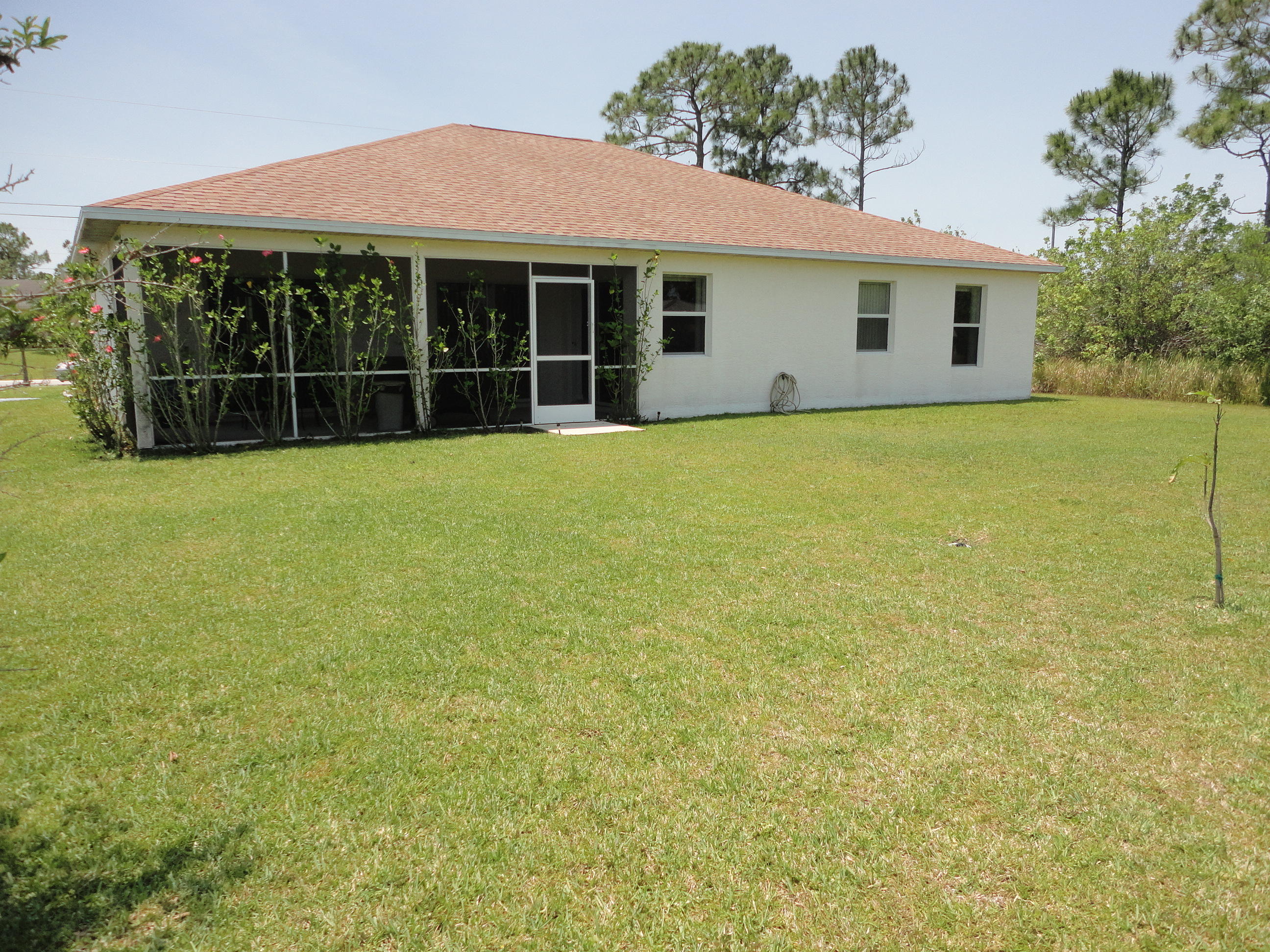 2667 Southwest Fair Isle Road Port St. Lucie, FL 34987 - Photo 27 of 31 23