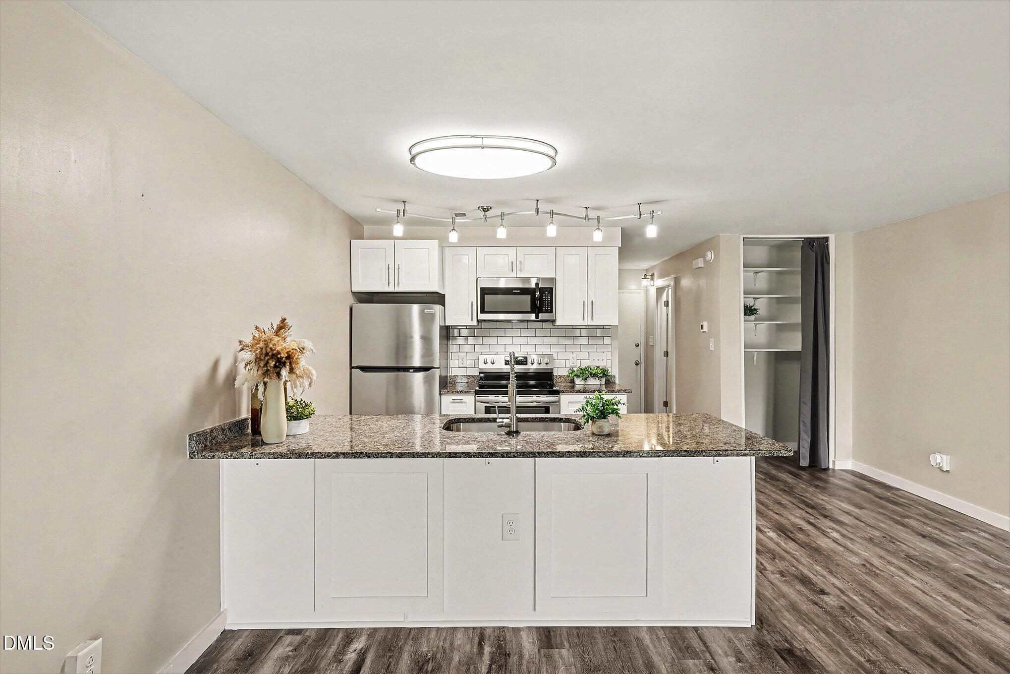3053 Huntleigh Drive Raleigh, NC 27604 - Photo 11 of 25 Kitchen