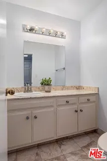 $599,000 | 5651 Windsor Way, Unit 308, Culver City, CA 90230