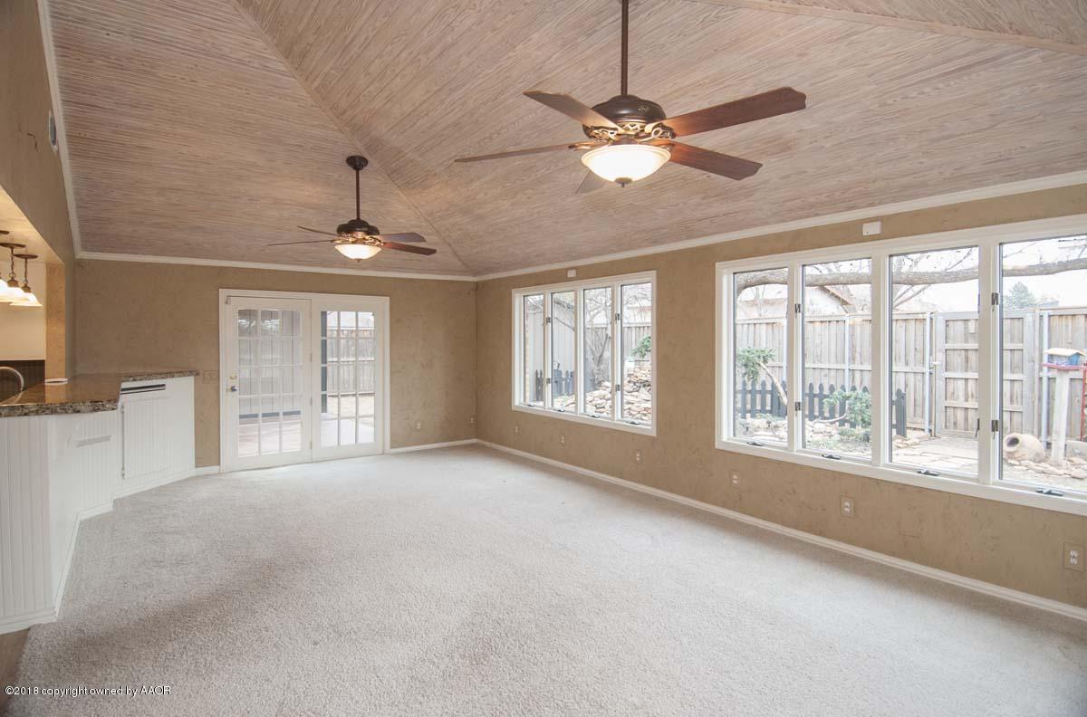 8217 Lamount Drive Amarillo, TX 79110 - Photo 14 of 51 DEN VIEW 2