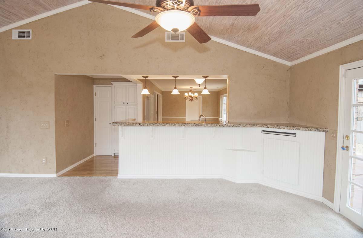 8217 Lamount Drive Amarillo, TX 79110 - Photo 16 of 51 DEN VIEW 4
