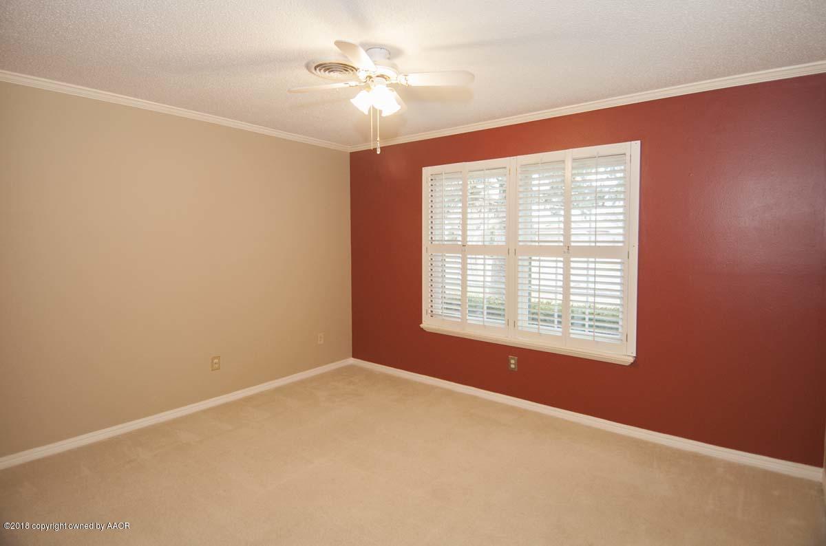 8217 Lamount Drive Amarillo, TX 79110 - Photo 26 of 51 BEDROOM 2 VIEW 1