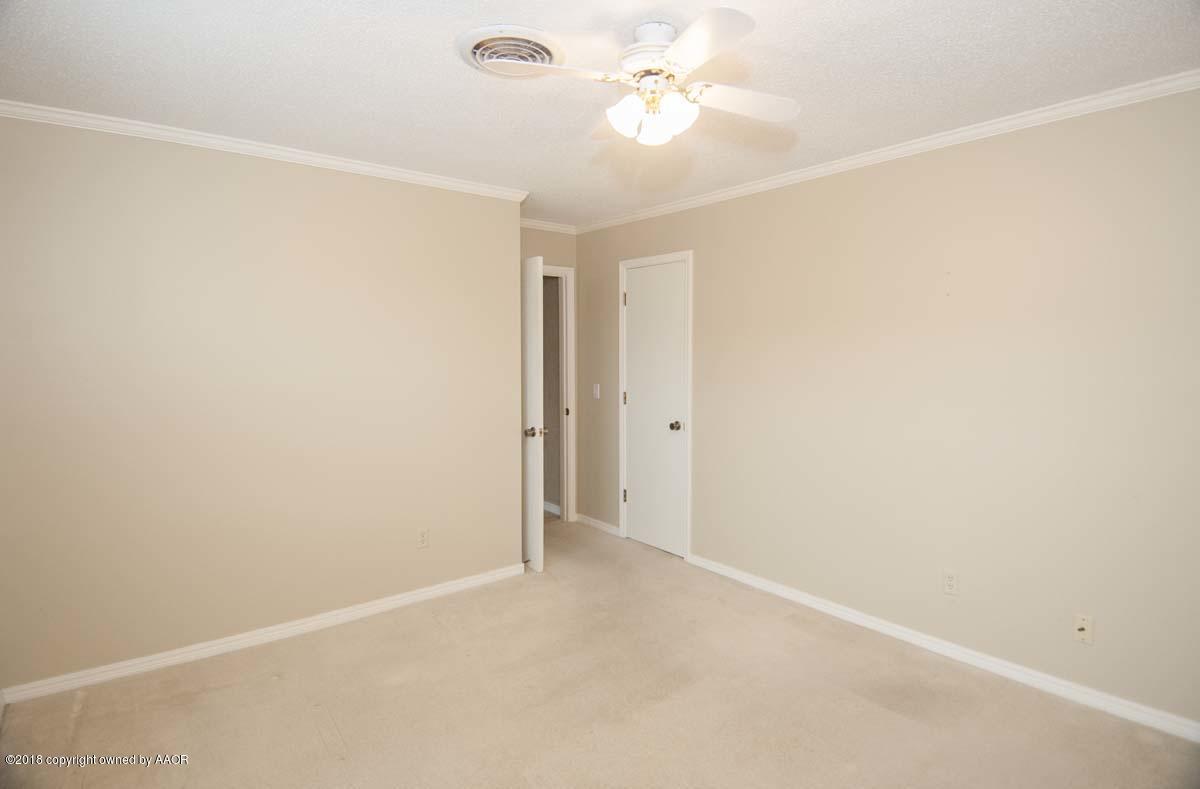 8217 Lamount Drive Amarillo, TX 79110 - Photo 29 of 51 BEDROOM 3 VIEW 2