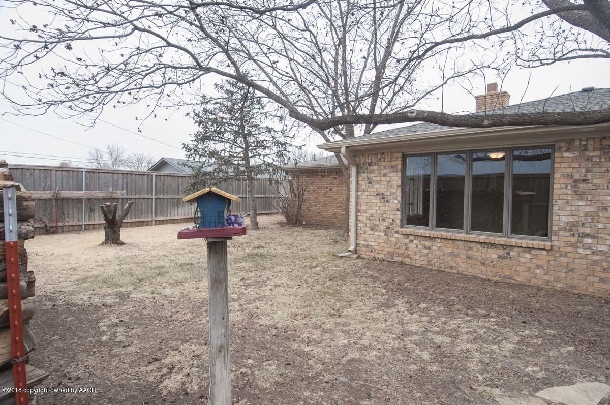 8217 Lamount Drive Amarillo, TX 79110 - Photo 44 of 51 YARD VIEW 3