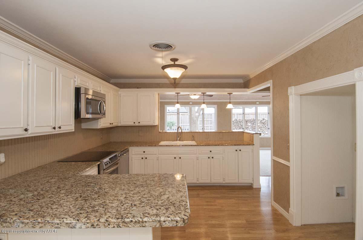 8217 Lamount Drive Amarillo, TX 79110 - Photo 8 of 51 KITCHEN VIEW 1