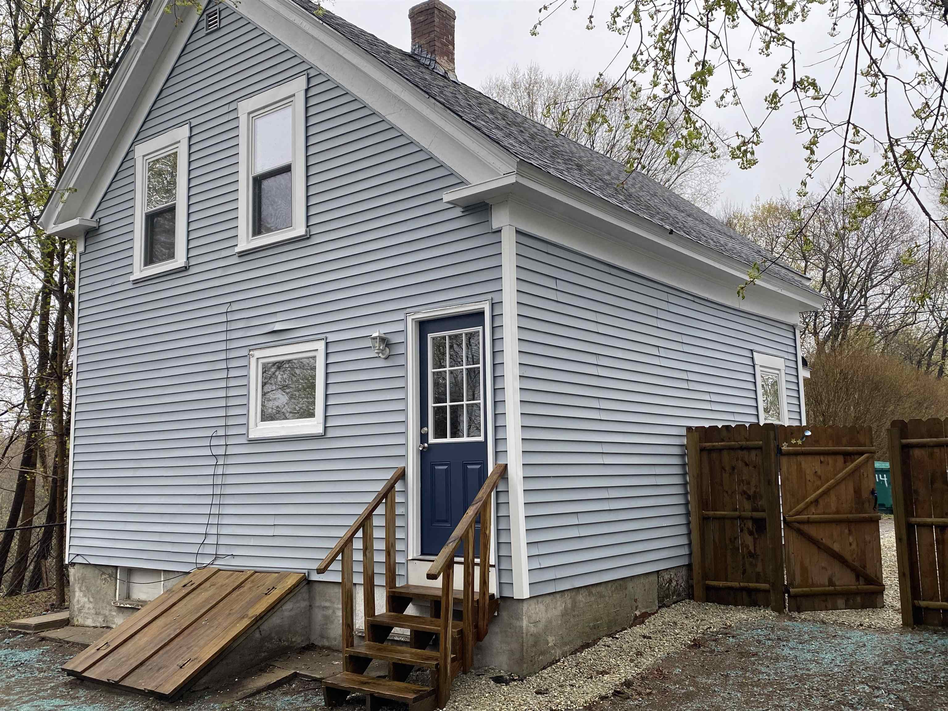 14 Springfield Court Rochester, NH 03867 - Photo 2 of 21