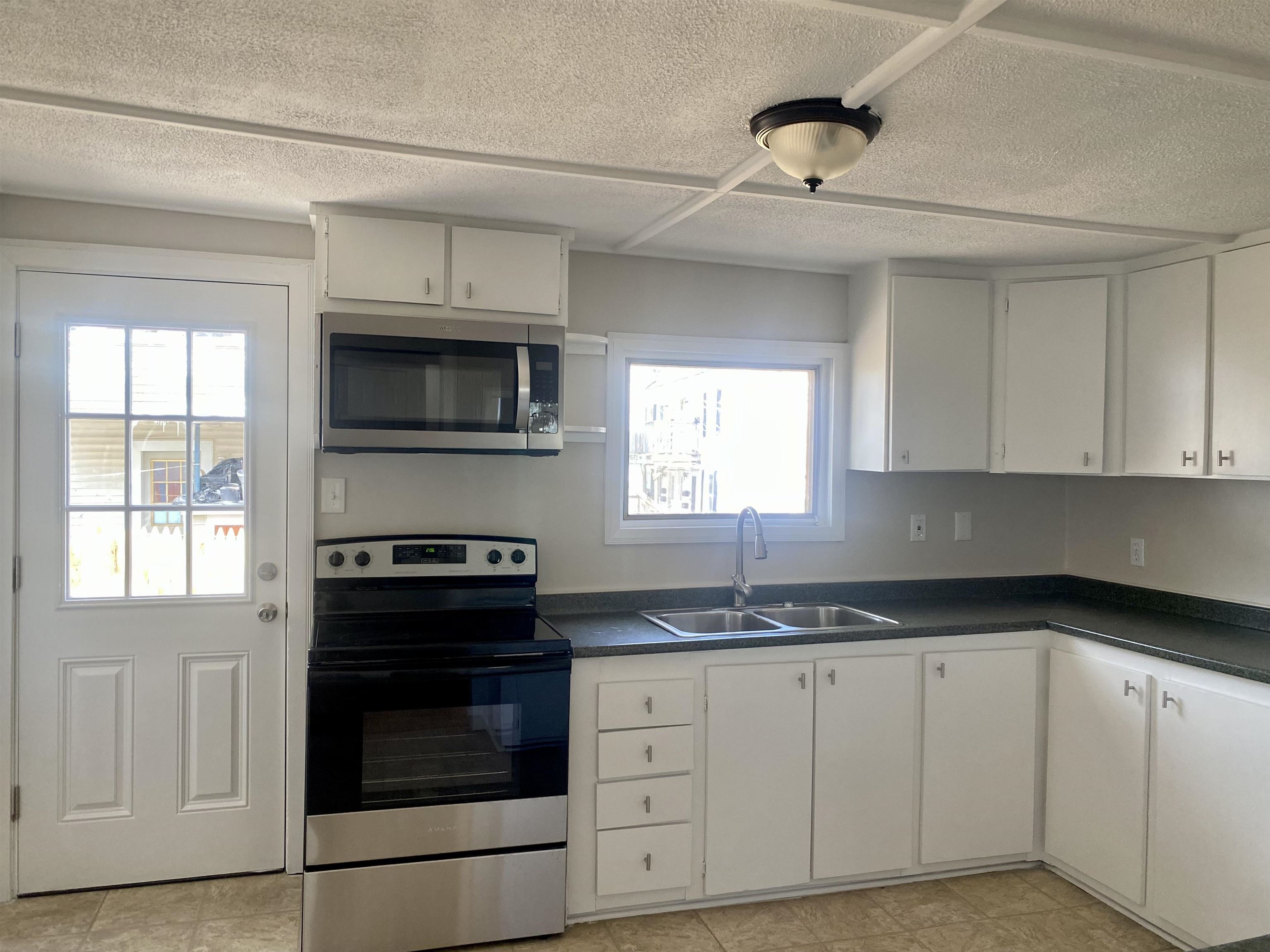 14 Springfield Court Rochester, NH 03867 - Photo 5 of 21