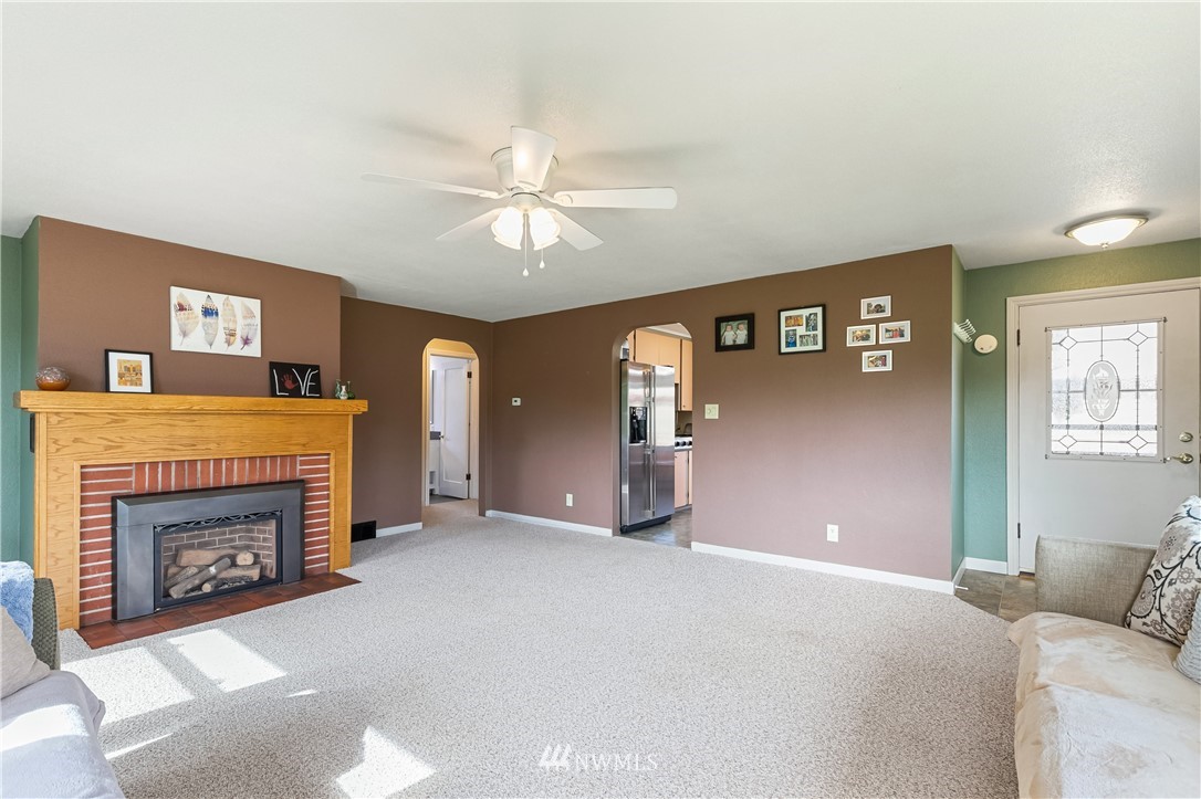 2841 McLeod Road Bellingham, WA 98225 - Photo 3 of 39 Gallery Image 3