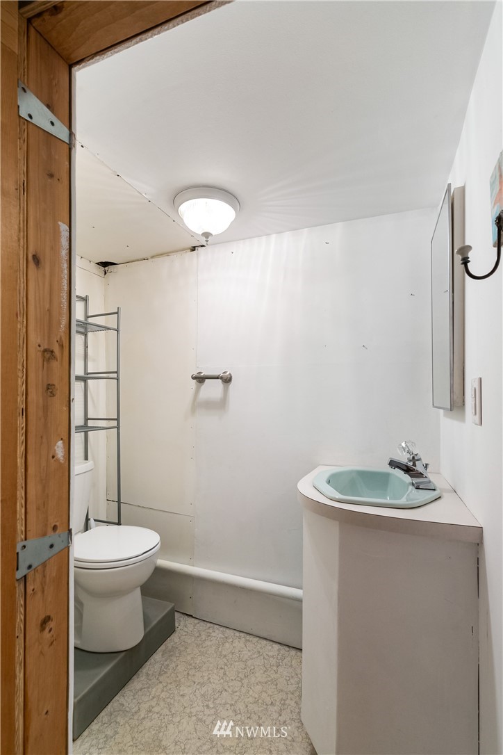 2841 McLeod Road Bellingham, WA 98225 - Photo 22 of 39 Gallery Image 22