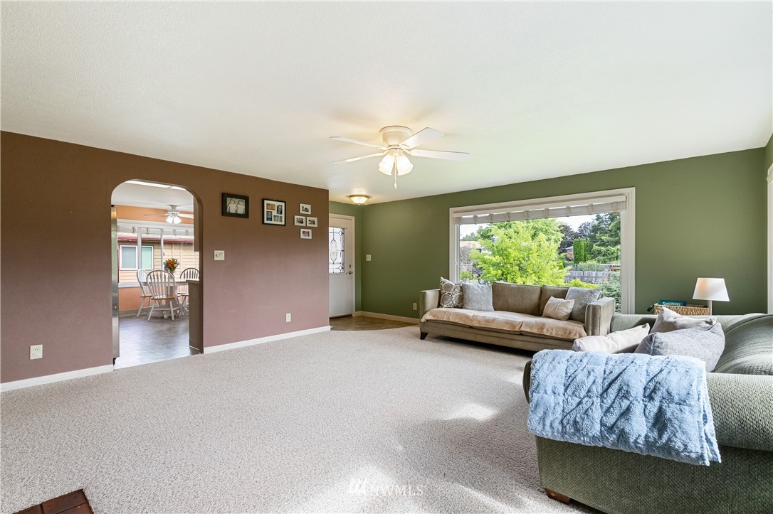 2841 McLeod Road Bellingham, WA 98225 - Photo 4 of 39 Gallery Image 4