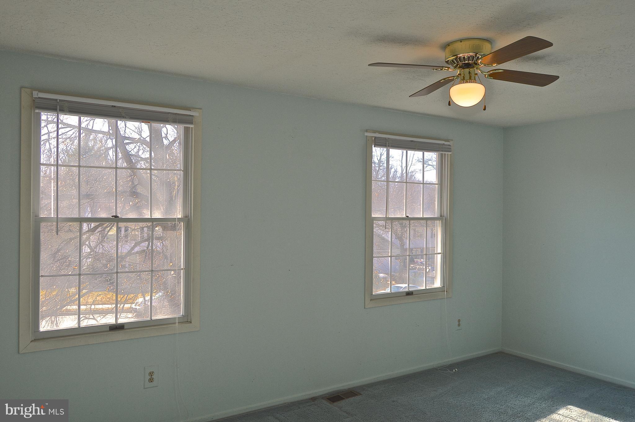 5751 Heming Avenue Springfield, VA 22151 - Photo 14 of 22 Bedroom #2, Fans/Lights IN ALL ROOMS!