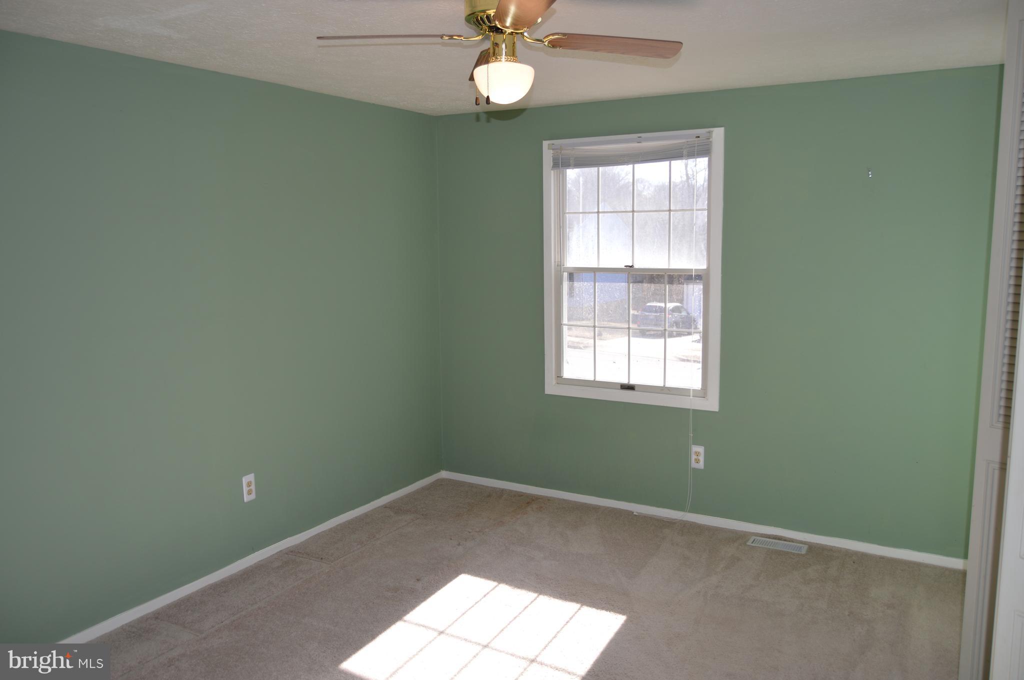 5751 Heming Avenue Springfield, VA 22151 - Photo 17 of 22 Bedroom #4