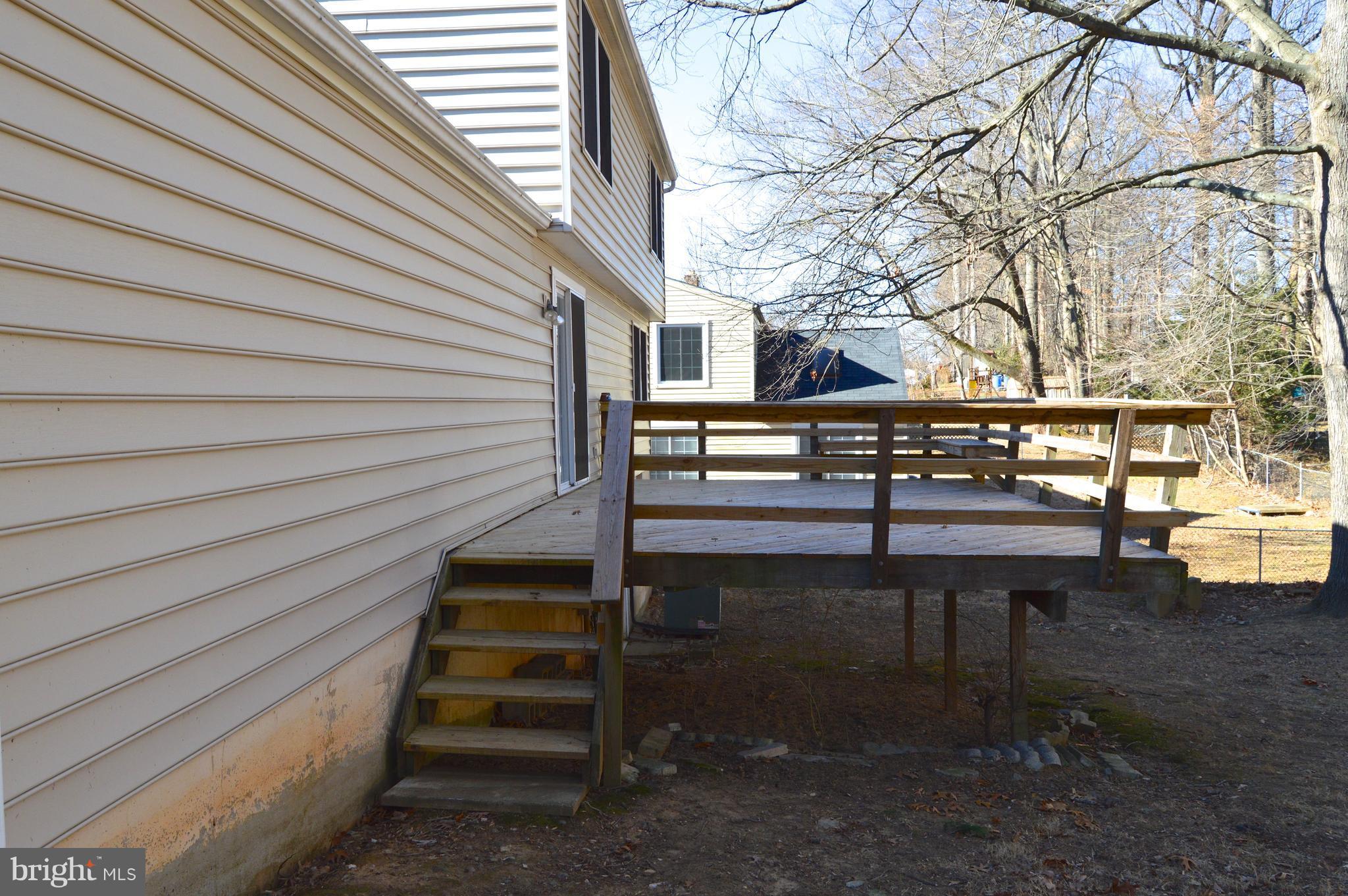 5751 Heming Avenue Springfield, VA 22151 - Photo 18 of 22 Large Deck for grilling and eating outside!