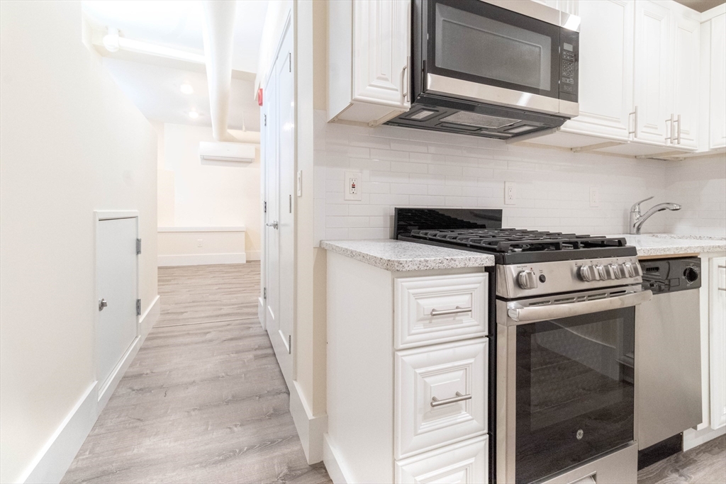 25 Peterborough Street, Unit 32 Boston, MA 02215 - Photo 6 of 13
